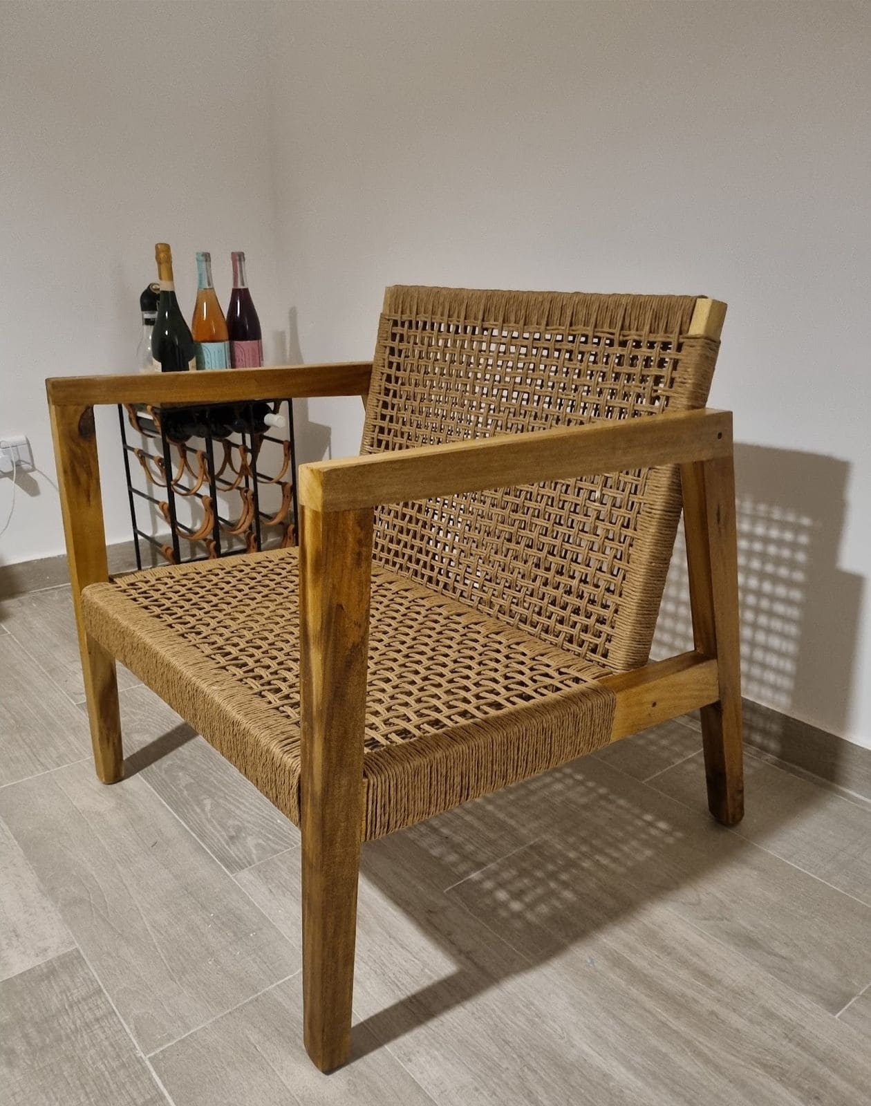 Poltrona tapizada artesanal para interior modelo 4