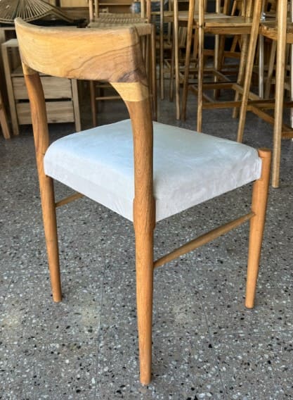 Silla tapizada y cabecero artesanal modelo 5